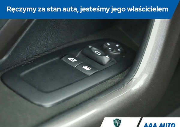 Peugeot 2008 cena 33000 przebieg: 132386, rok produkcji 2015 z Radymno małe 137